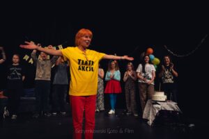 Mirosława Krymska z nagrodą Marszałka Województwa